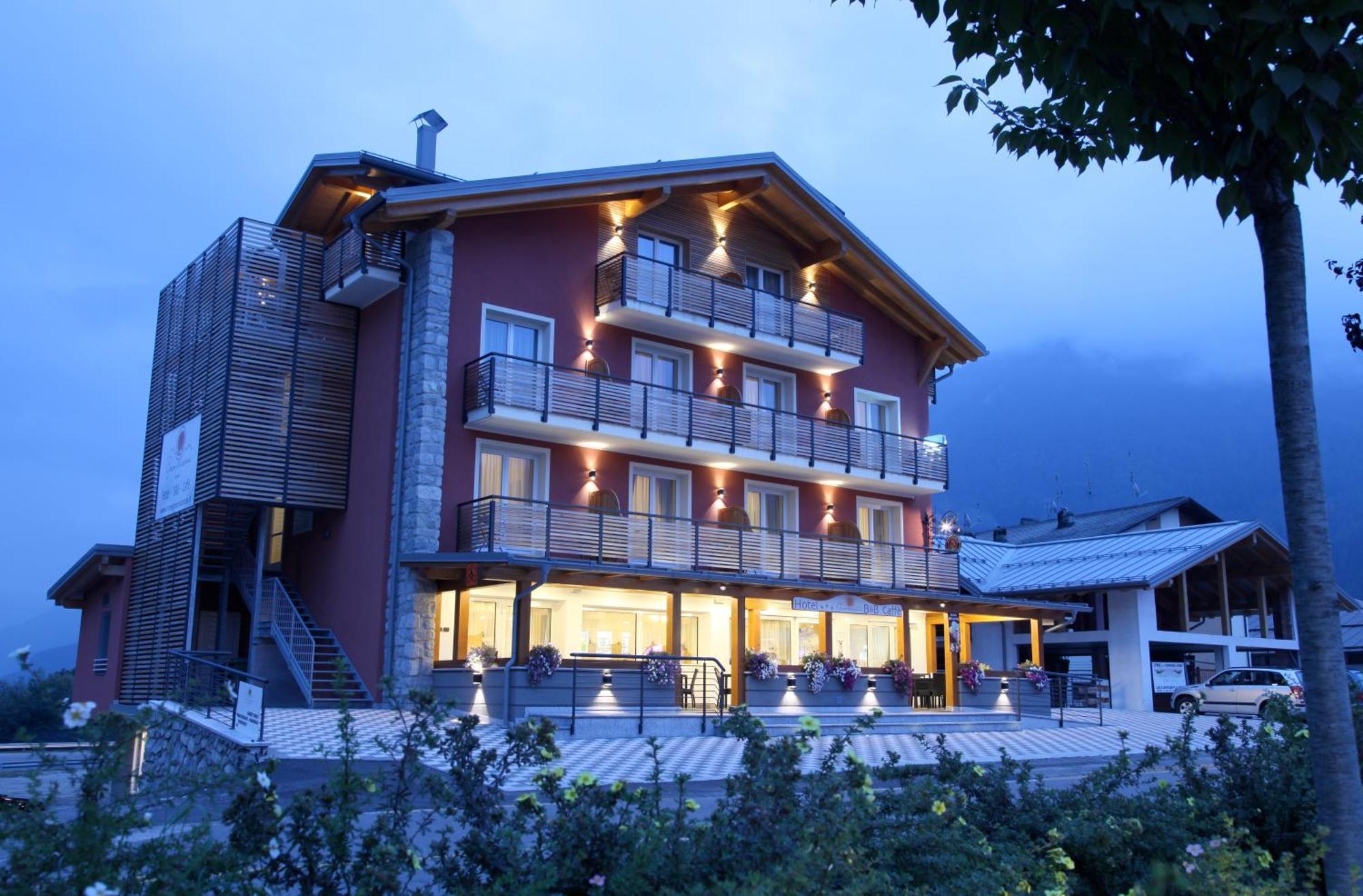 Hotel Gran Vacanze Rooms & Apartments Dimaro Eksteriør bilde